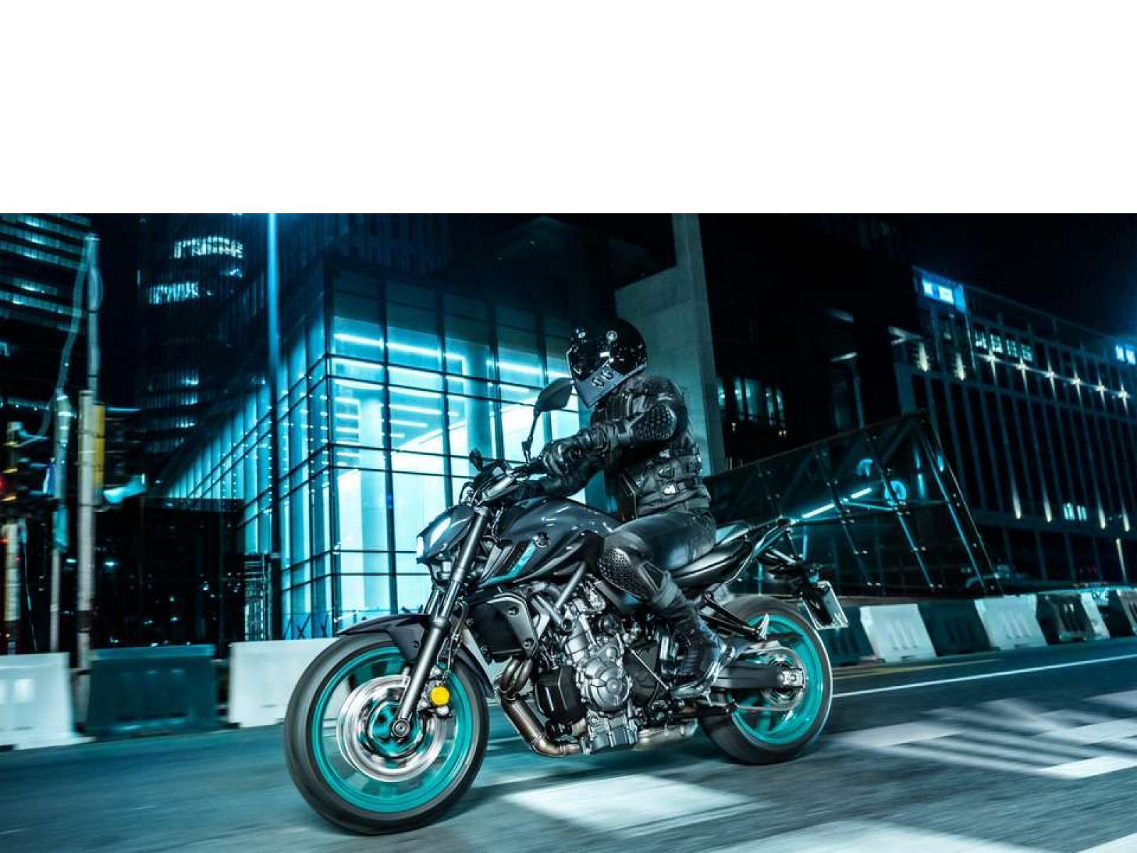 Мотоцикл YAMAHA MT-07 (Midnight Cyan) 2024